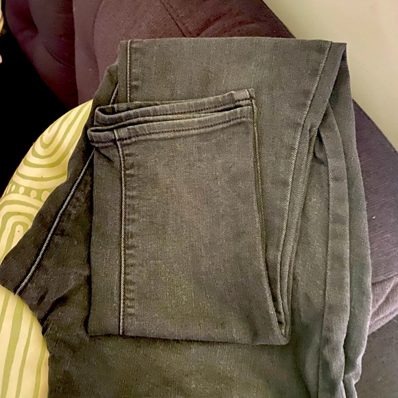 721 faded black Levis - Picture 2 of 2